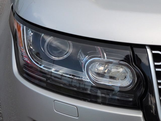 Used 2016 Land Rover Range Rover HSE AWD/4WD image 10