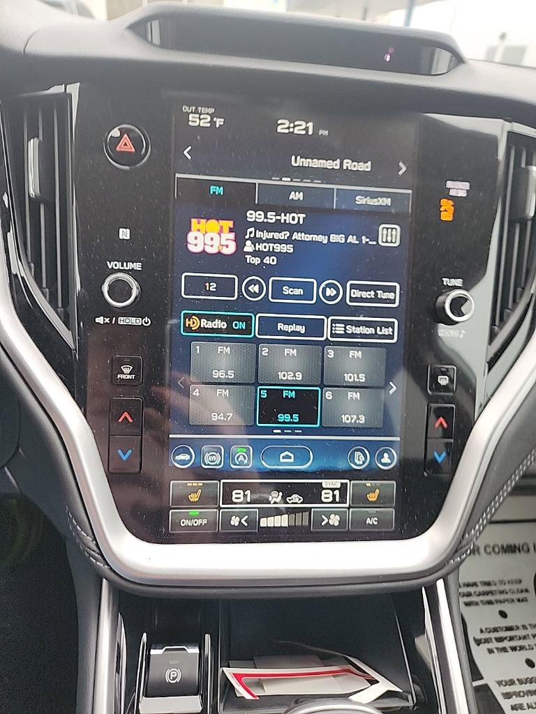 Used 2025 Subaru Outback Limited image 23