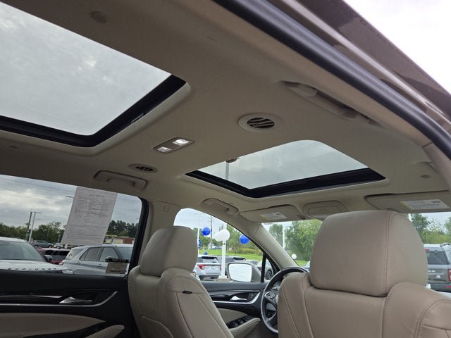 Used 2020 Buick Enclave Premium w/ Sun and Sites Package AWD/4WD image 9