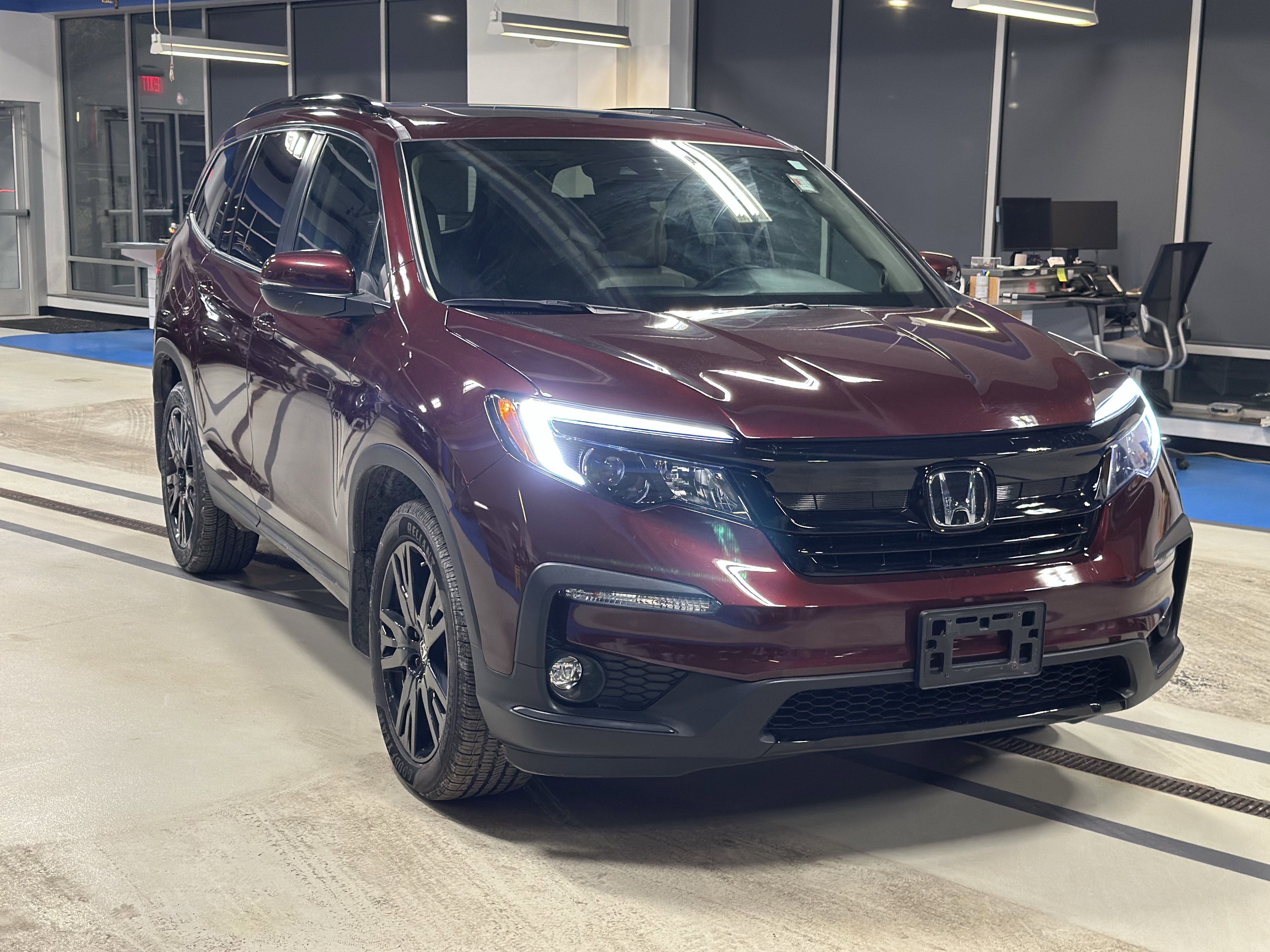 Used 2022 Honda Pilot Special Edition image 3