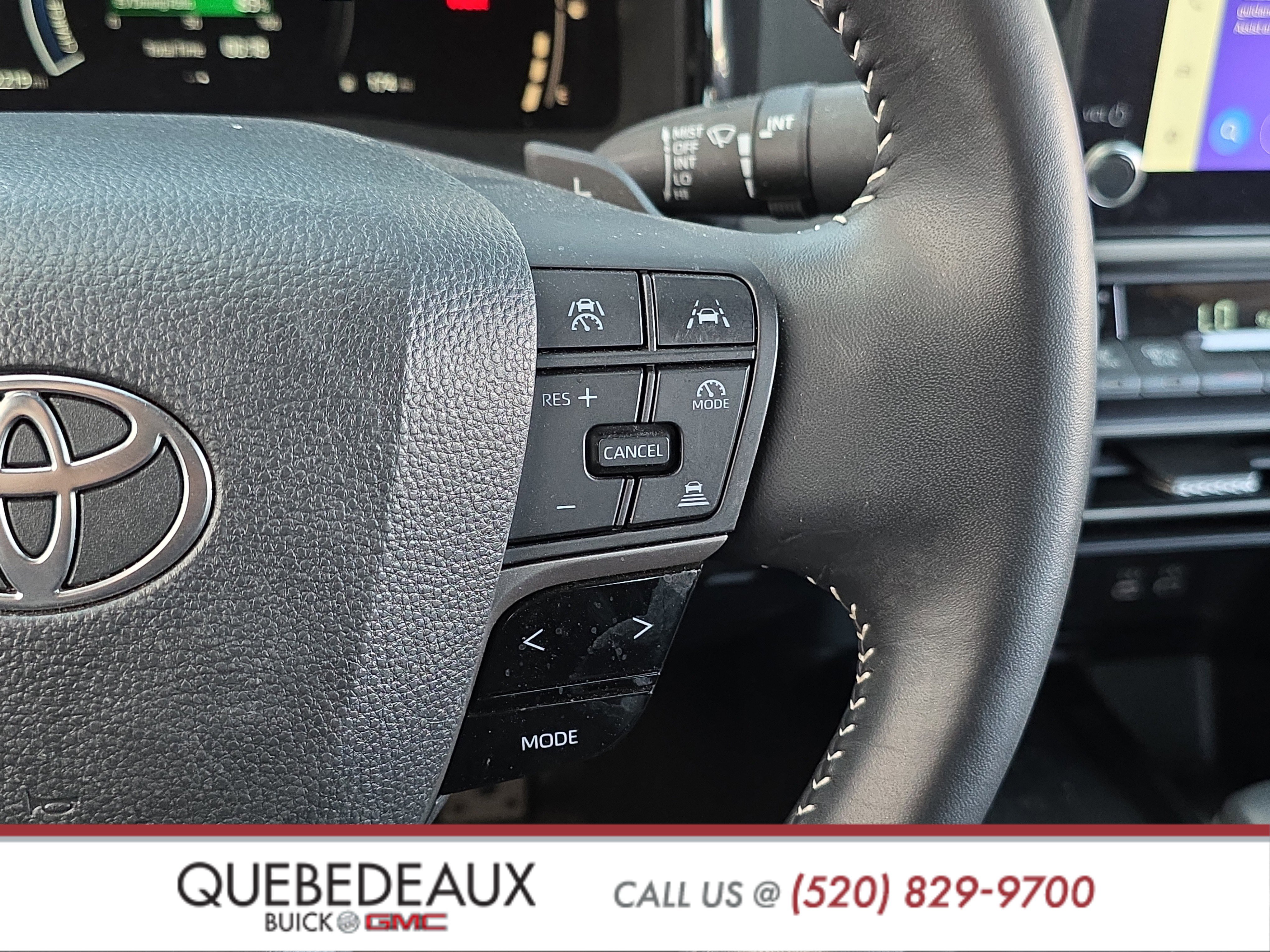 Used 2025 Toyota Camry SE w/ Convenience Package FWD image 14
