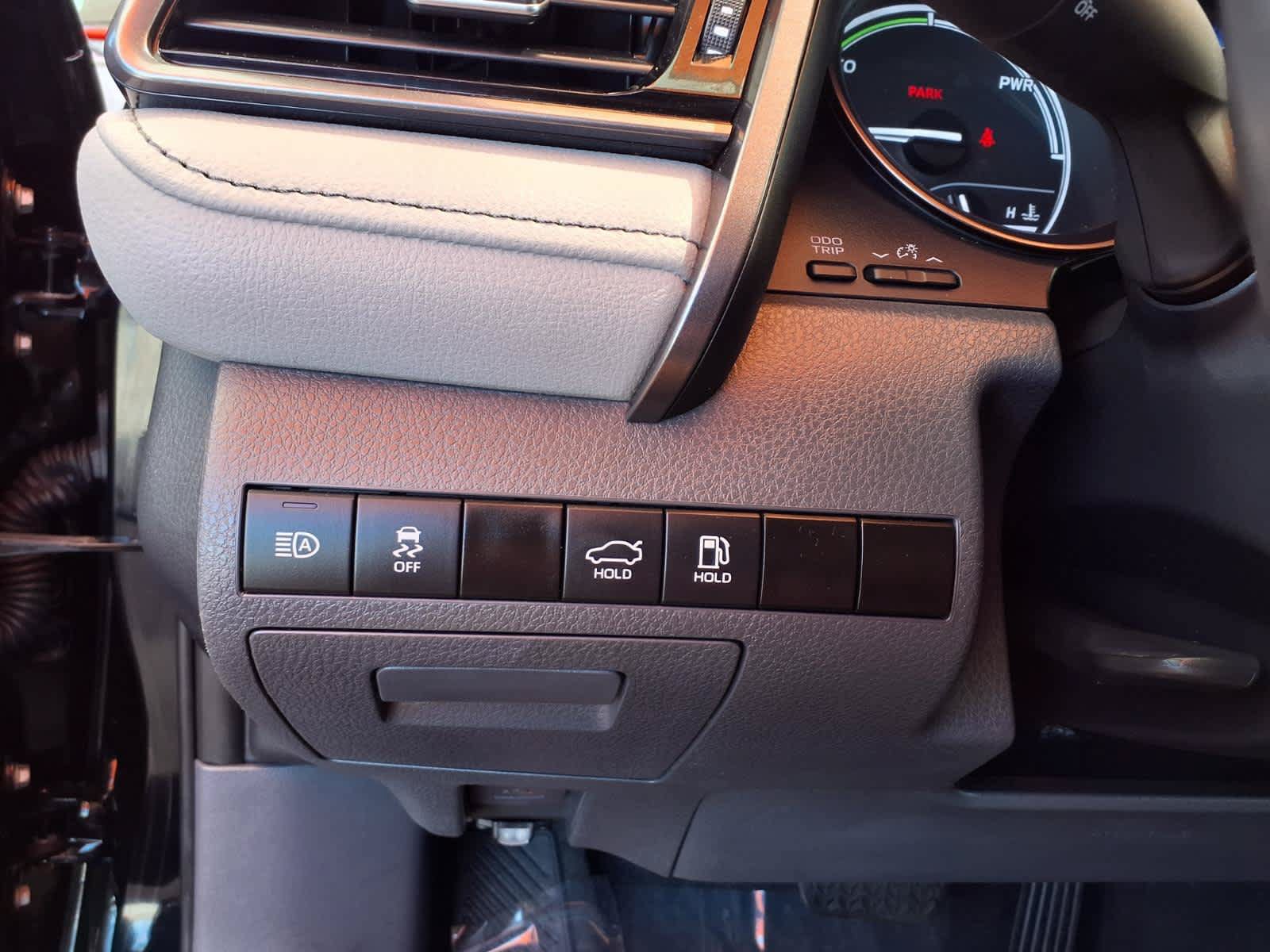Certified 2024 Toyota Camry SE w/ Audio Upgrade Package FWD image 17