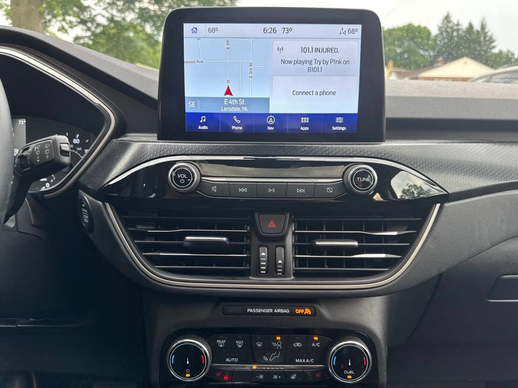 Certified 2022 Ford Escape SEL w/ SEL Stealth AWD Package image 10