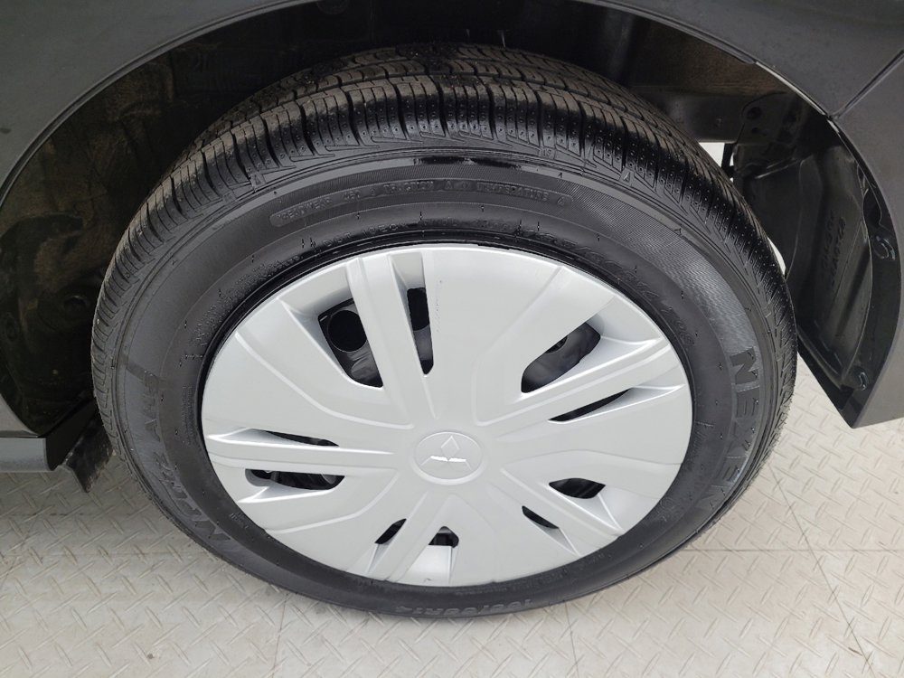 Used 2024 Mitsubishi Mirage ES image 31