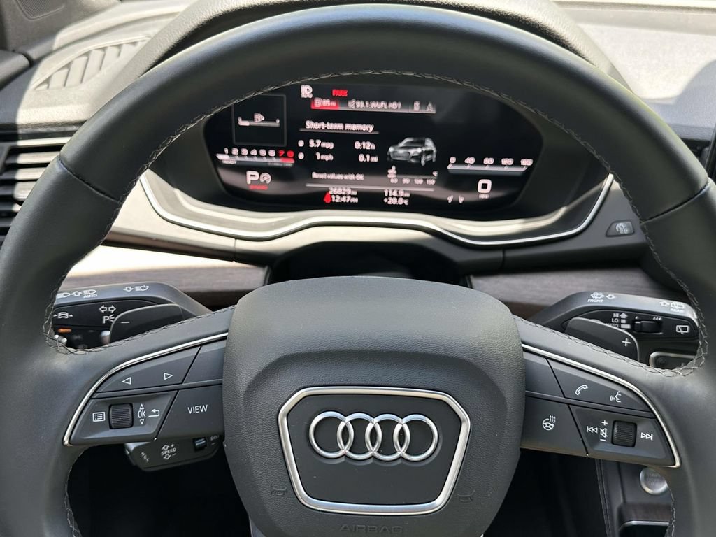Used 2023 Audi Q5 2.0T Prestige AWD/4WD image 20