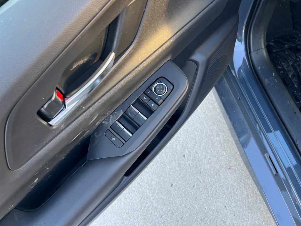 New 2026 Toyota Prius Plug-In Hybrid image 12