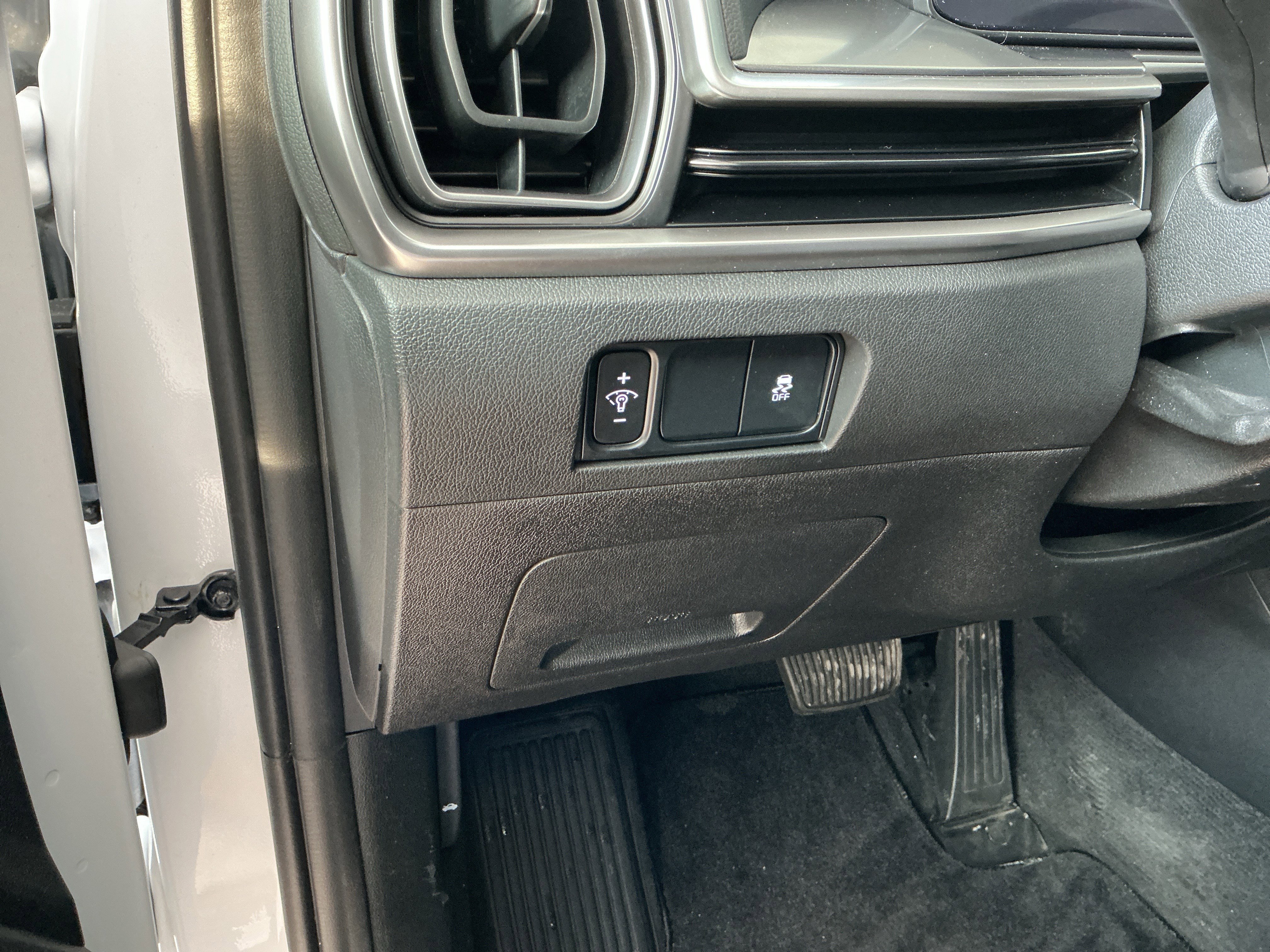 Used 2024 Kia Sorento LX image 26