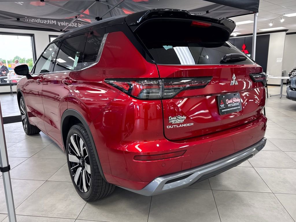 New 2026 Mitsubishi Outlander SEL FWD image 6