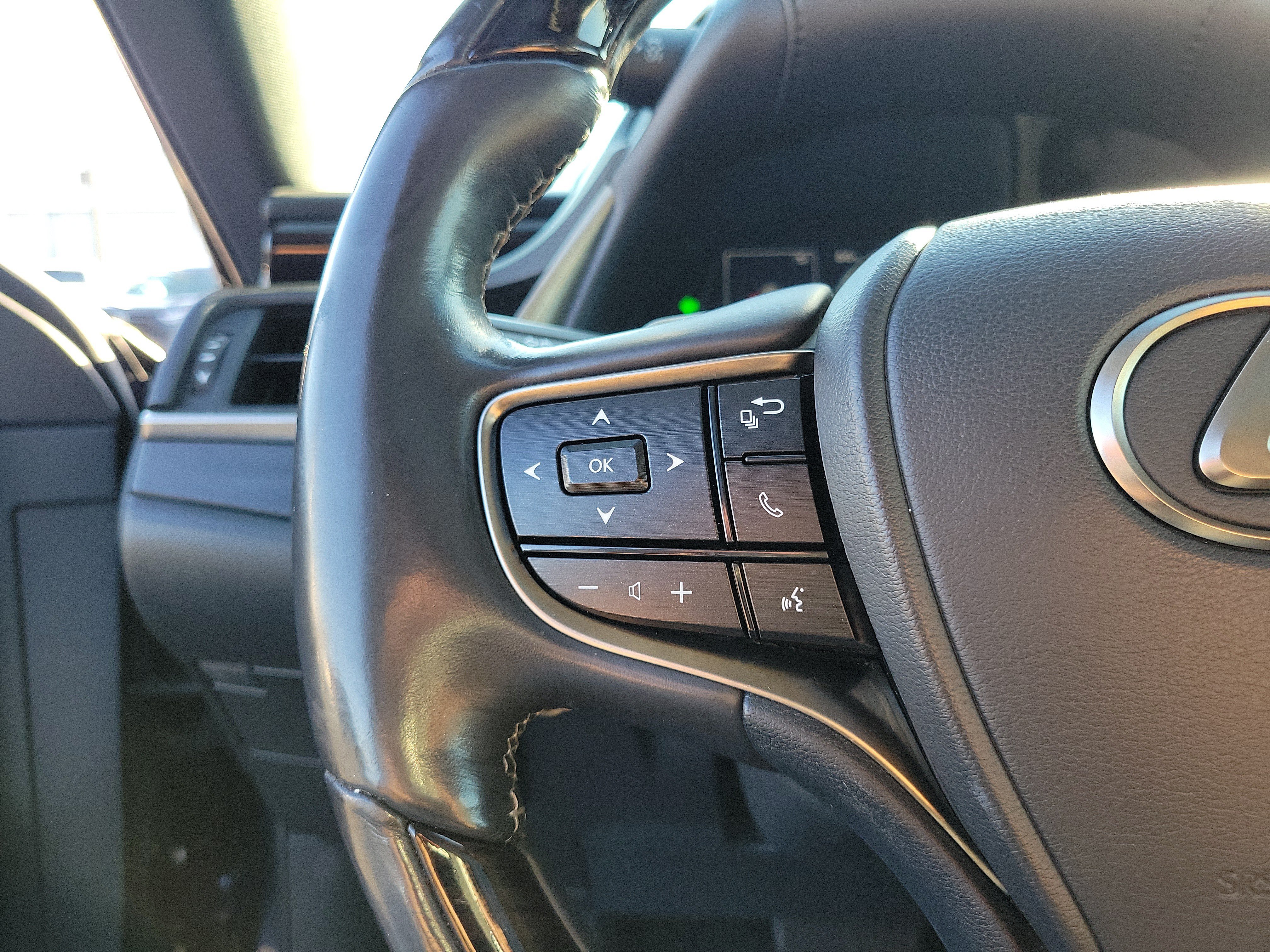 Used 2021 Lexus ES 250 w/ Premium Package AWD/4WD image 22