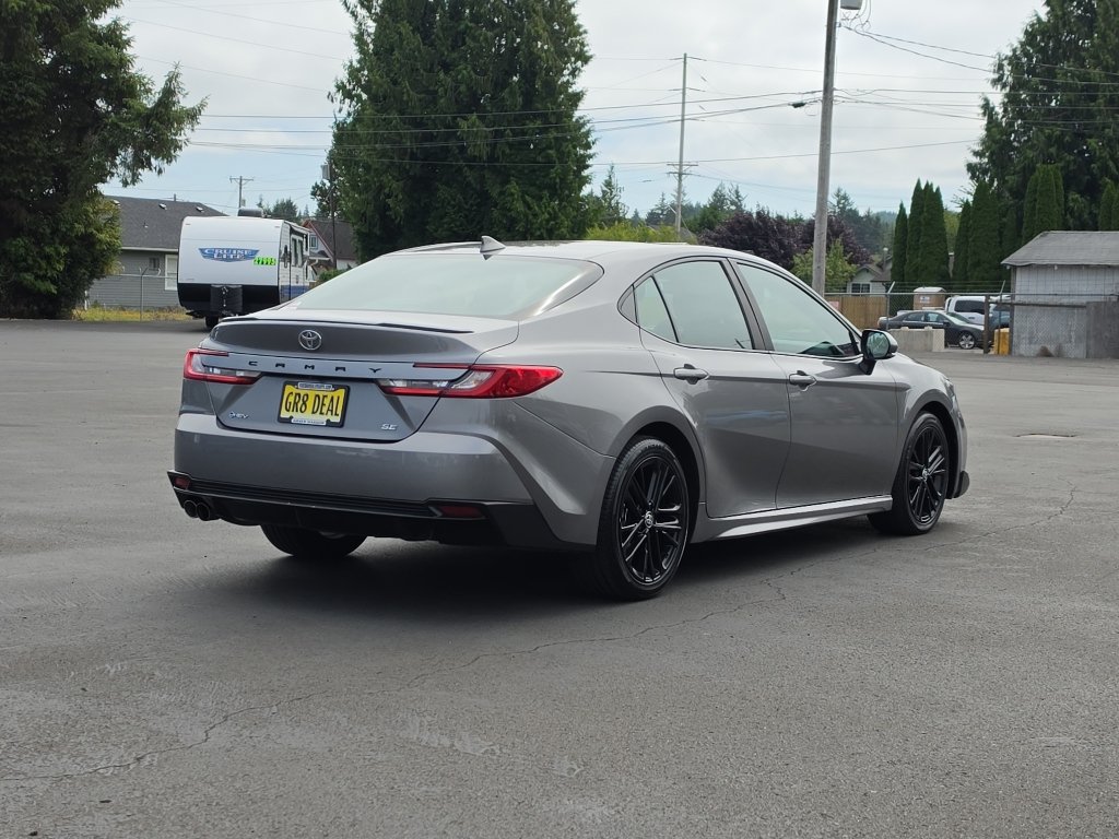 Used 2025 Toyota Camry SE FWD image 5