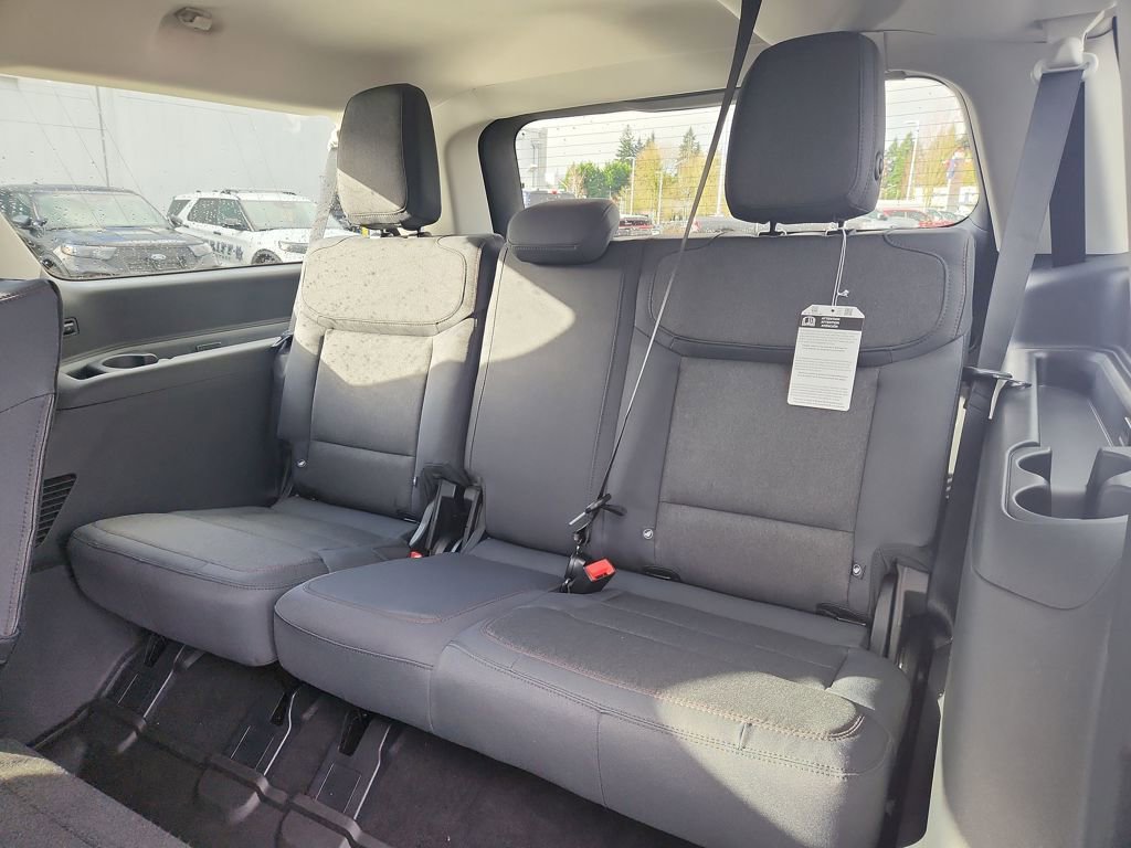 New 2025 Ford Expedition Max Active image 32