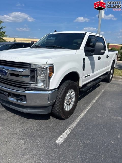 Used 2019 Ford F250 XLT w/ Snow Plow Prep Package AWD/4WD image 3