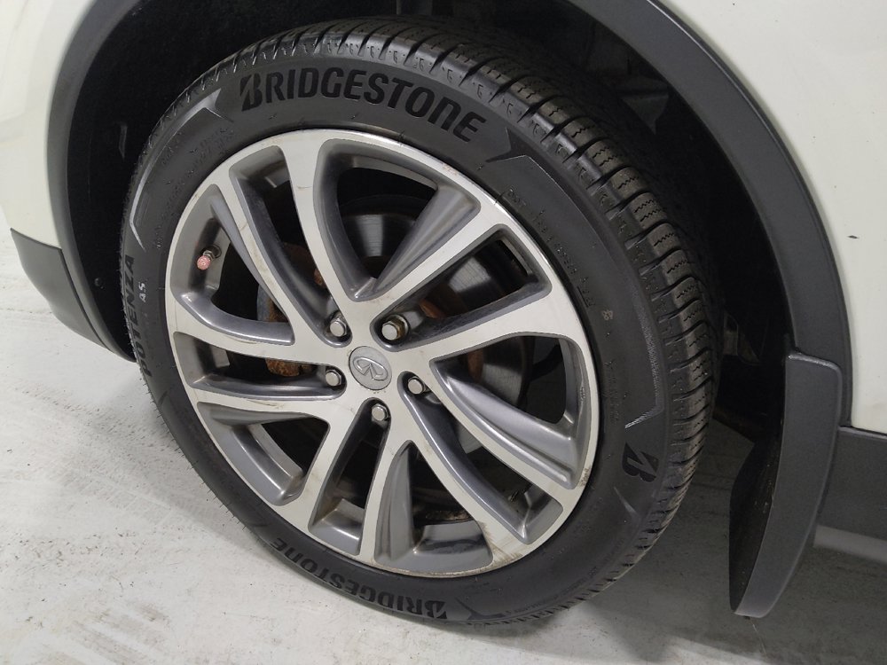 Used 2016 INFINITI QX50 AWD w/ Deluxe Touring Package image 31