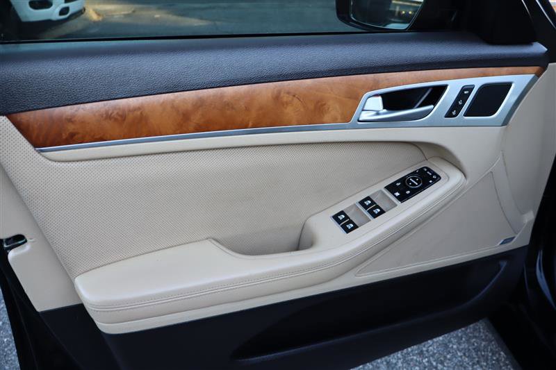 Used 2015 Hyundai Genesis 3.8 w/ Option Group 04 image 8