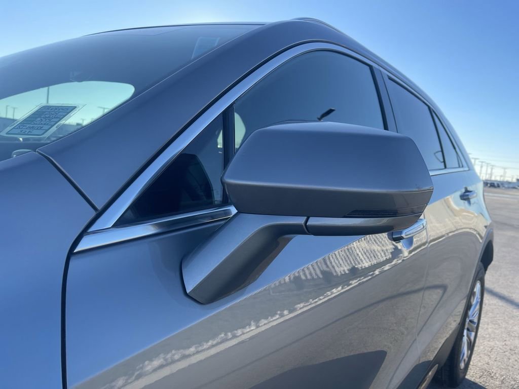 Certified 2024 Cadillac XT4 Premium Luxury image 11