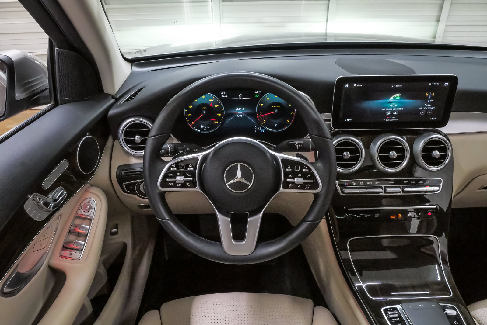 Used 2021 Mercedes-Benz GLC 300 image 22