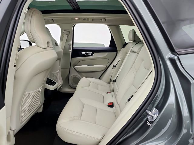 New 2026 Volvo XC60 B5 Ultra w/ Climate Package AWD/4WD image 28