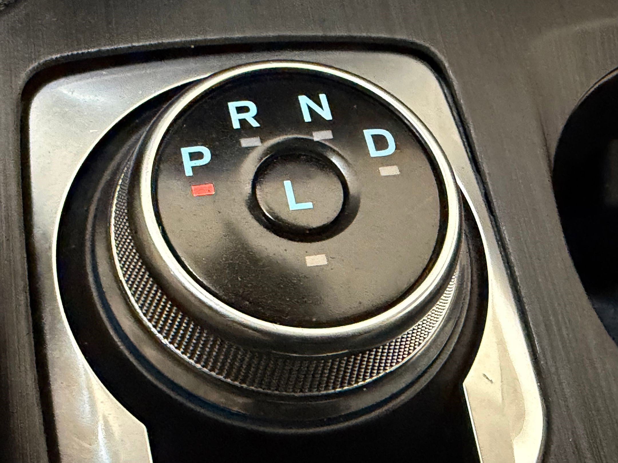 Used 2022 Ford Escape SE image 13