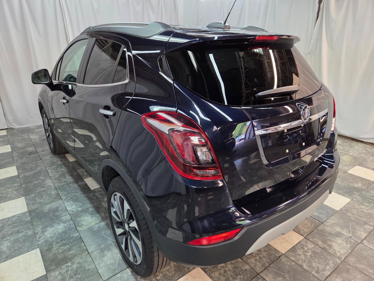 Used 2022 Buick Encore Preferred w/ Safety Package AWD/4WD image 6