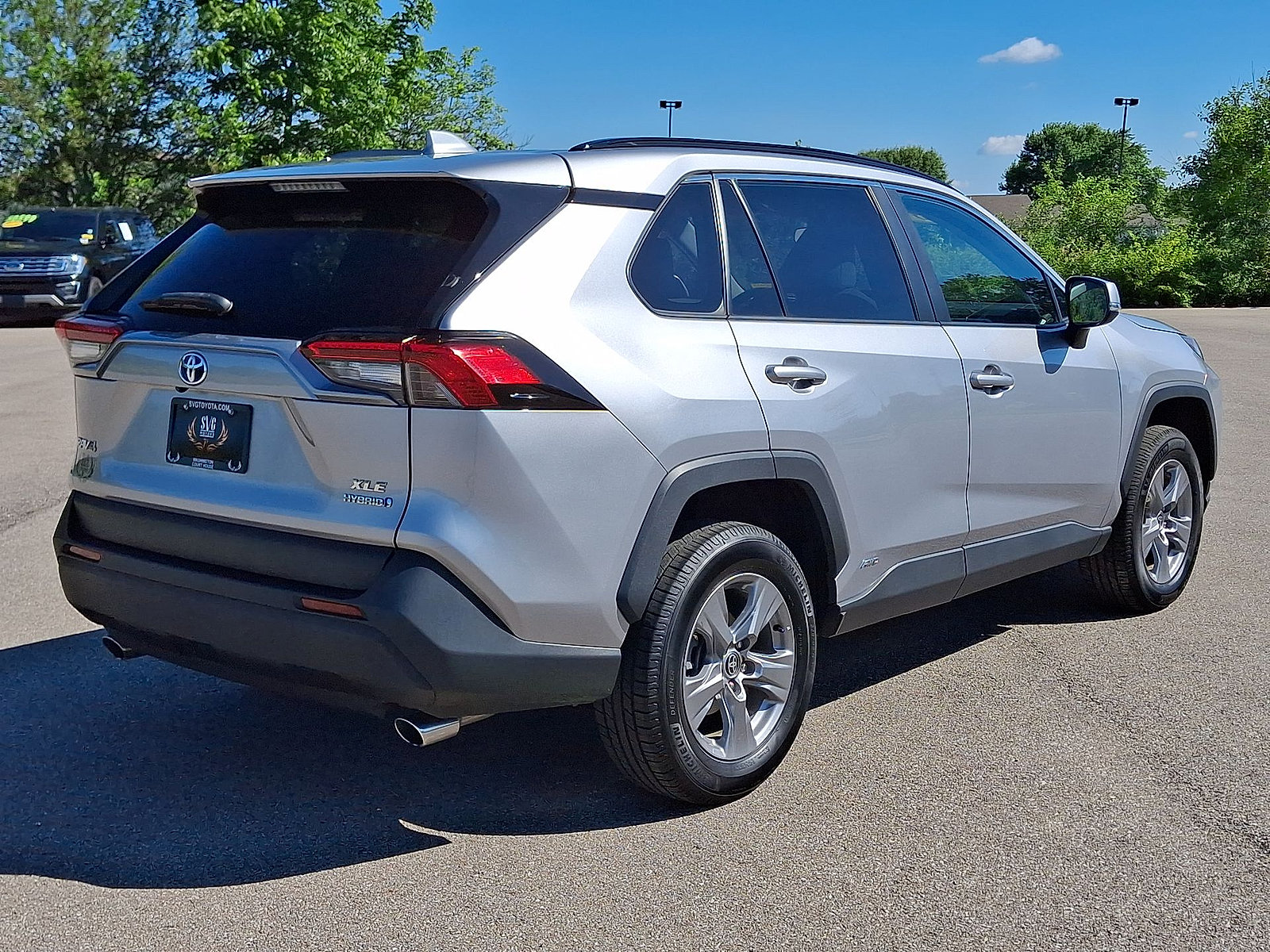 Used 2023 Toyota RAV4 XLE AWD/4WD image 24