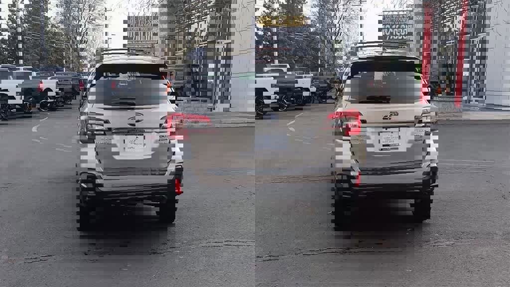 Used 2018 Subaru Outback 3.6R Limited image 7