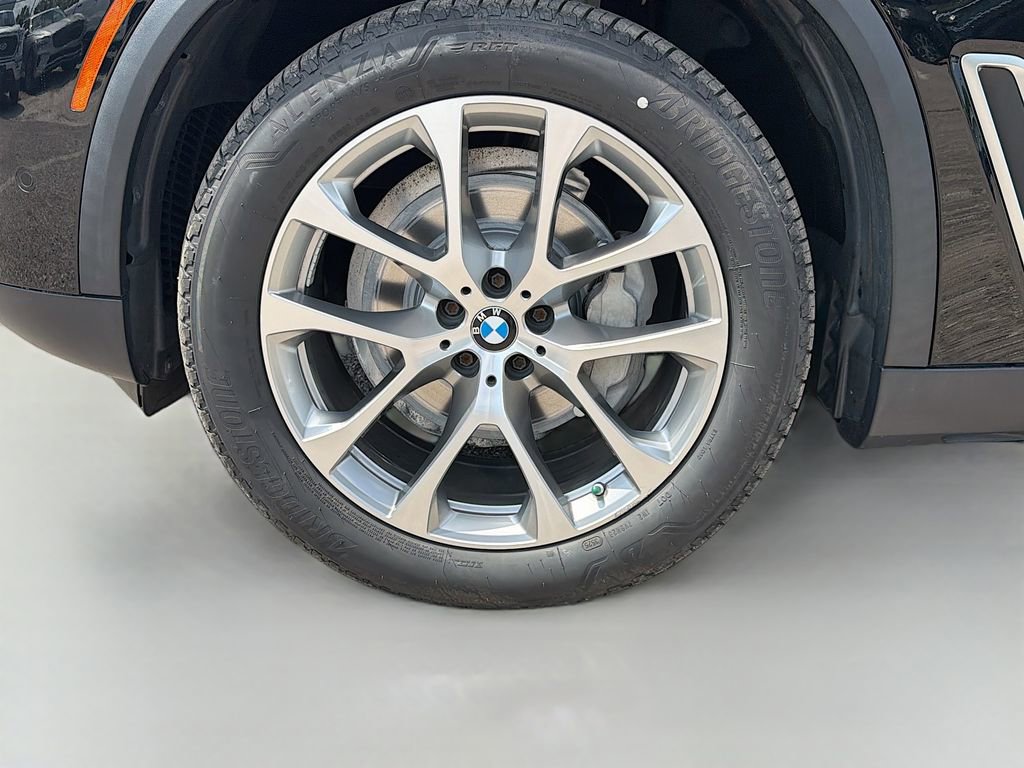 Used 2020 BMW X5 xDrive40i w/ Convenience Package image 41