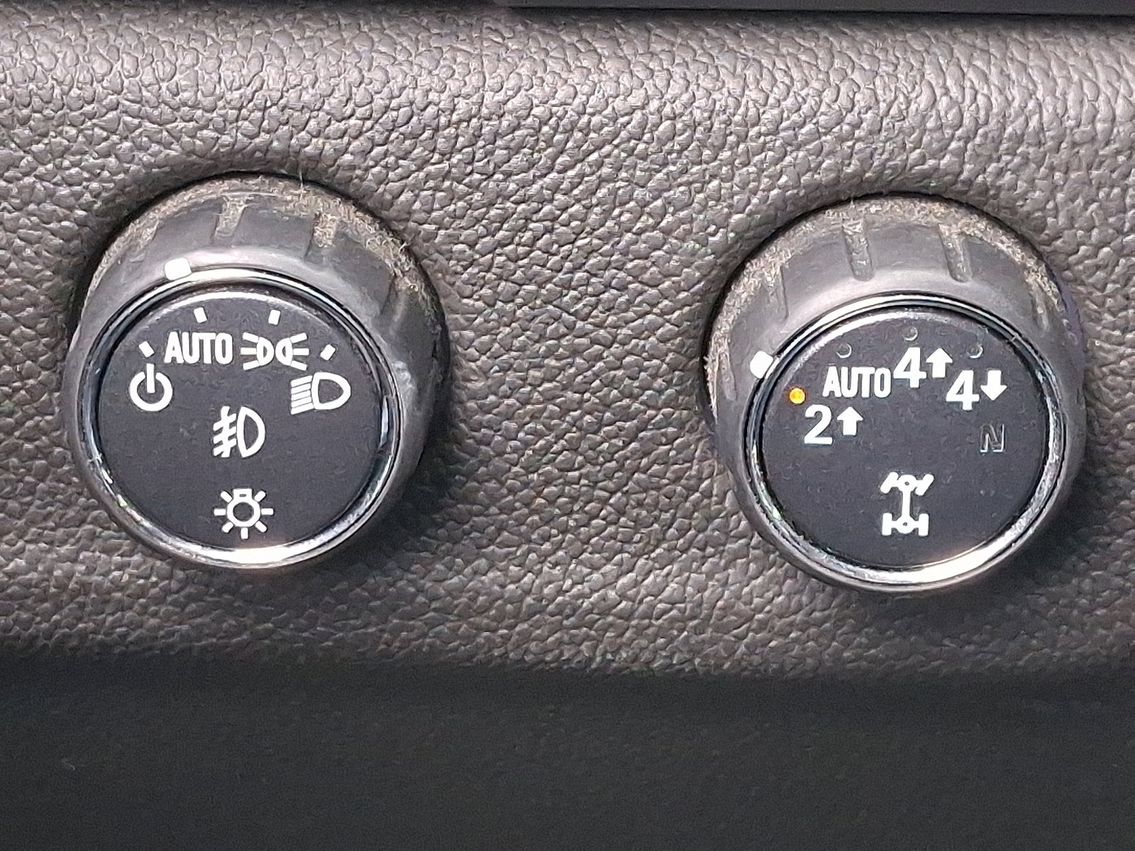 Certified 2021 GMC Canyon Denali image 24