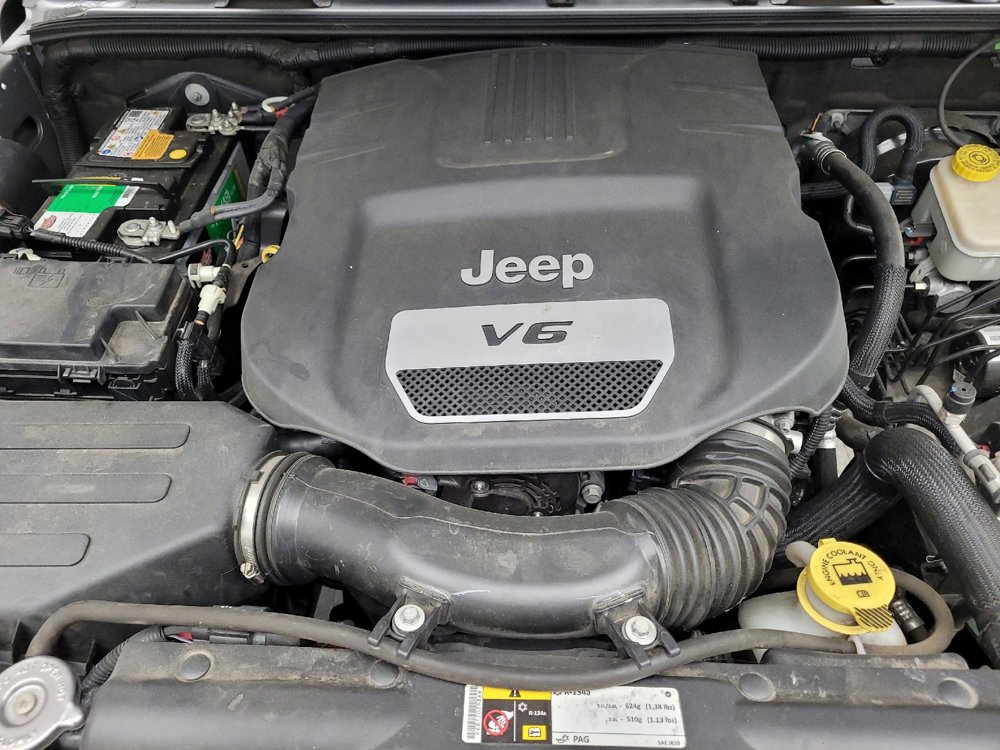 Used 2014 Jeep Wrangler Sport w/ Quick Order Package 24S AWD/4WD image 30