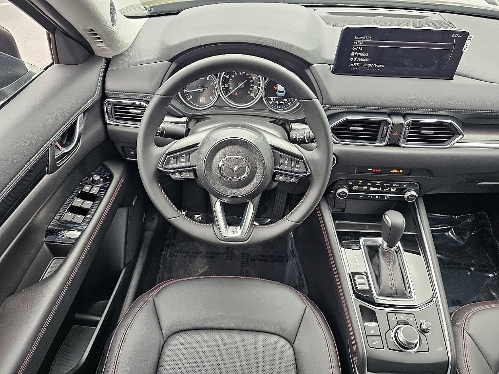 New 2025 MAZDA CX-5 Carbon Edition image 8