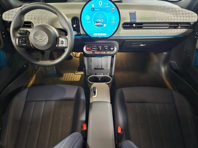 Certified 2025 MINI Cooper S image 18