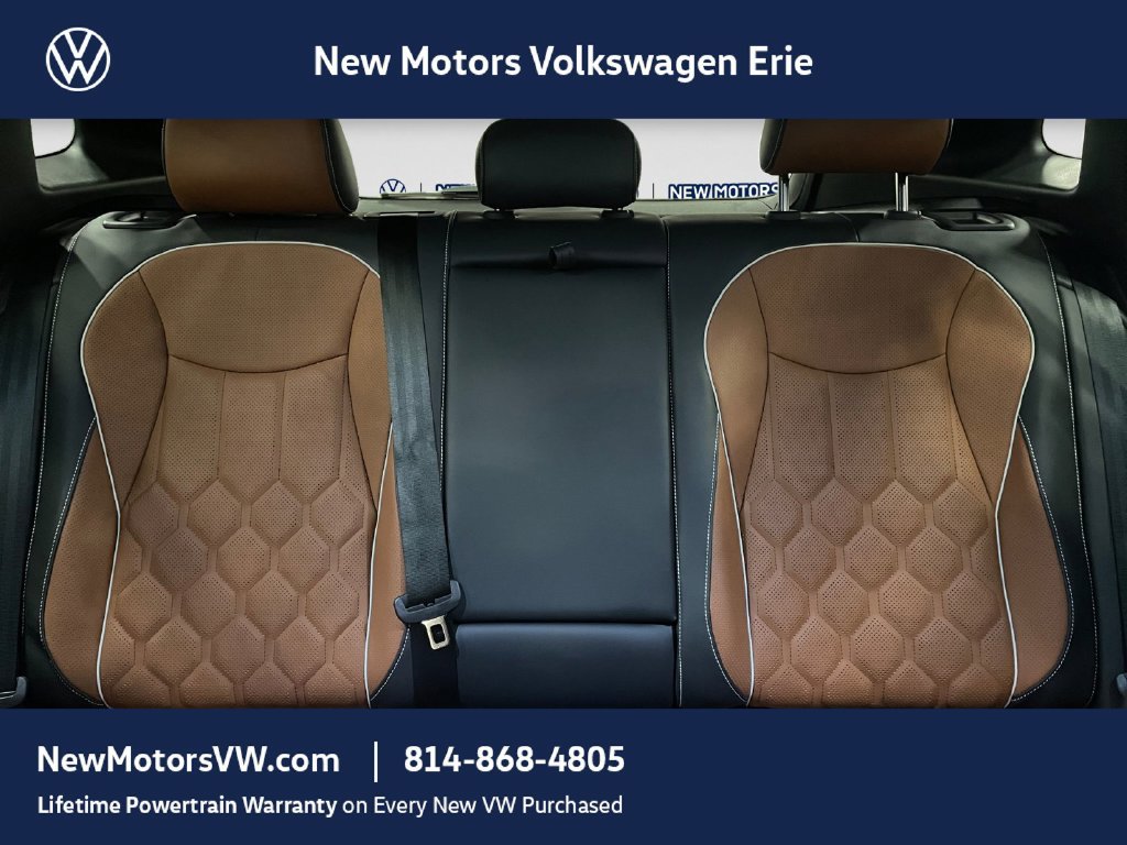 New 2027 Volkswagen Tiguan SEL R-Line AWD/4WD image 13