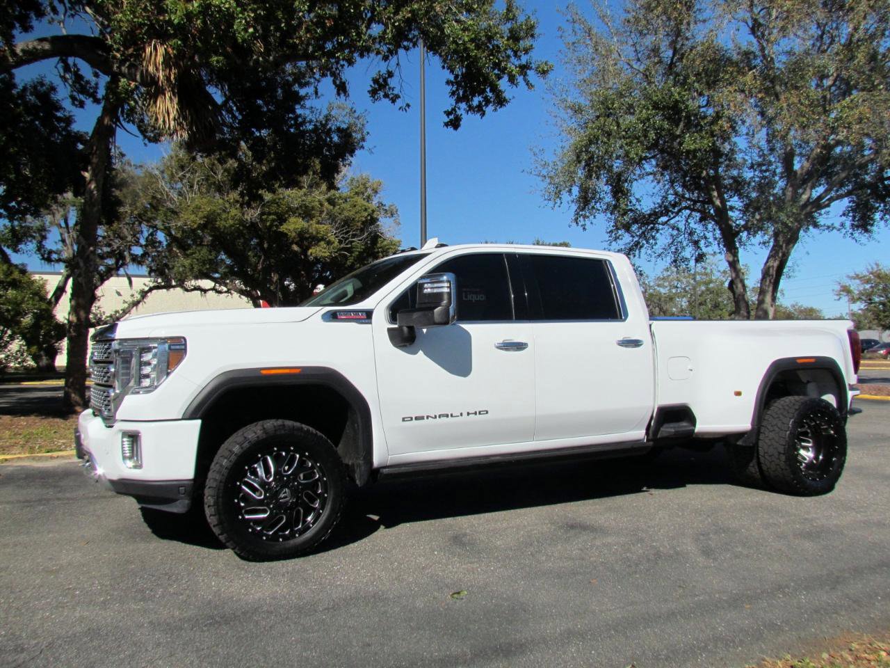Used 2021 GMC Sierra 3500 Denali w/ Denali Ultimate Package image 5