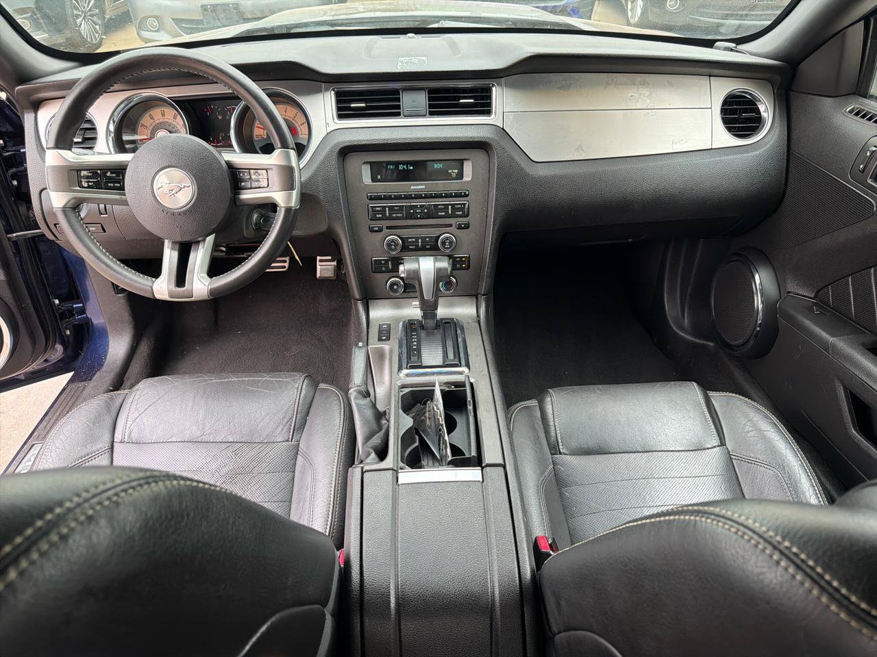 Used 2010 Ford Mustang Coupe RWD image 16