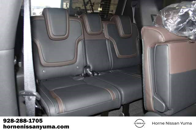 New 2026 Nissan Armada SL image 7