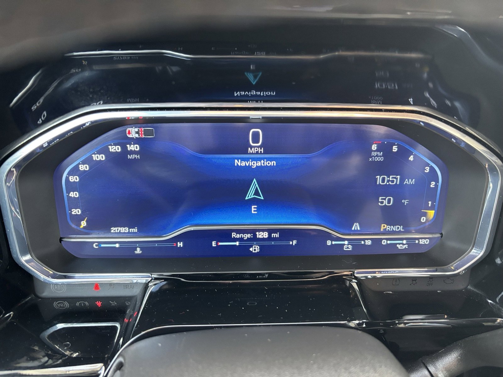 Used 2025 Chevrolet Silverado 1500 LT image 7