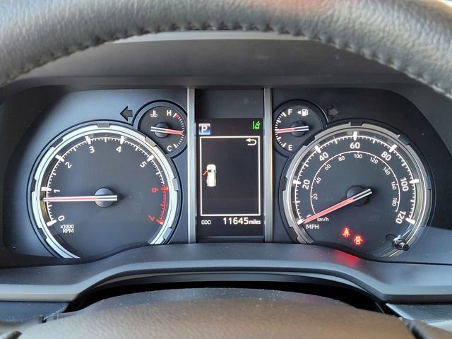 Certified 2024 Toyota 4Runner TRD Off-Road Premium image 27