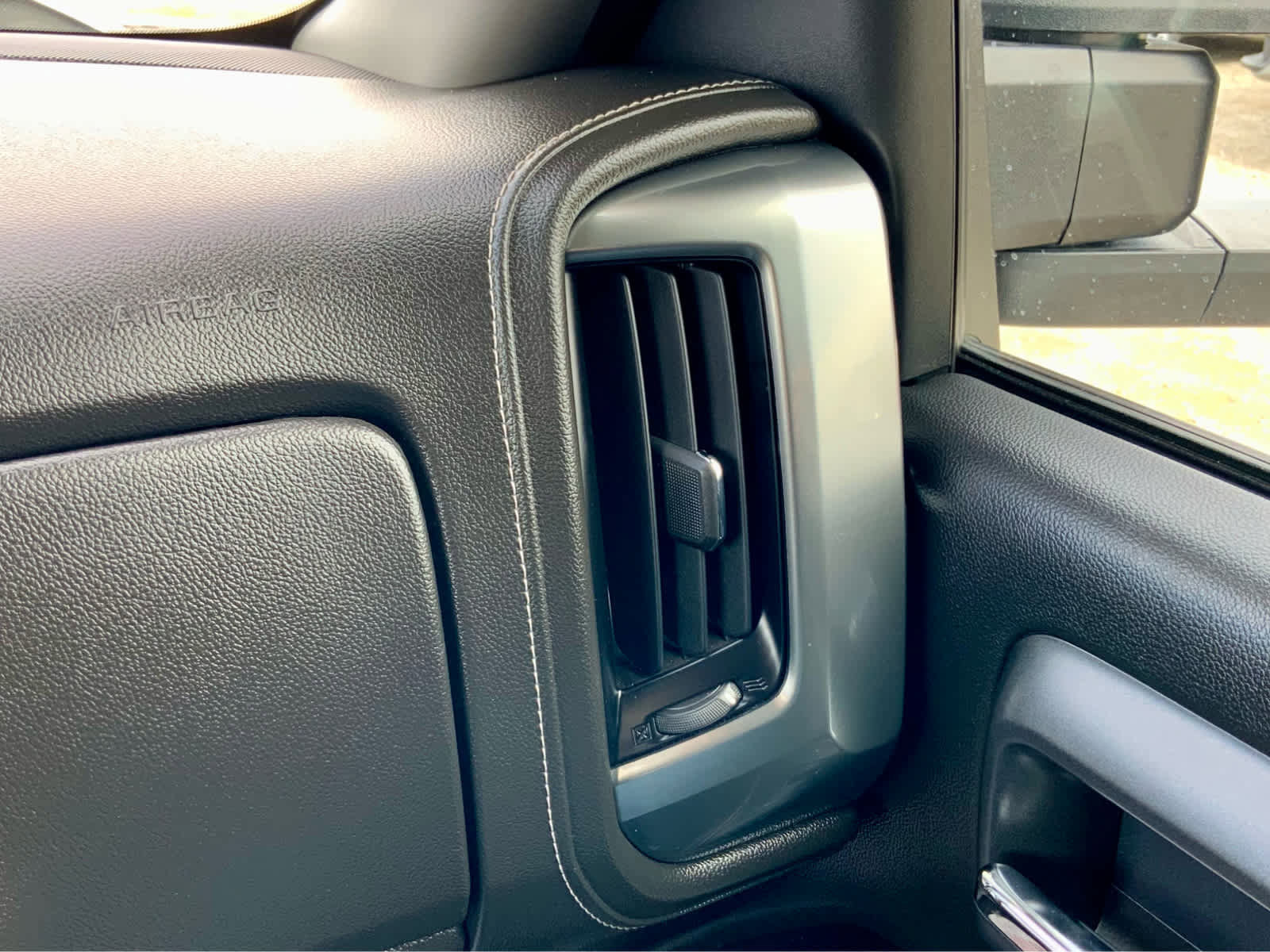 Used 2018 Chevrolet Silverado 1500 LTZ w/ Max Trailering Package image 49