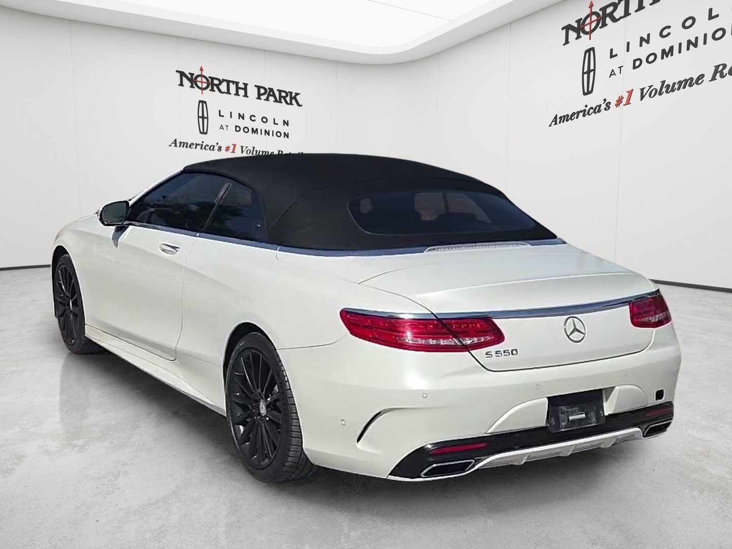 Used 2017 Mercedes-Benz S 550 Cabriolet image 7