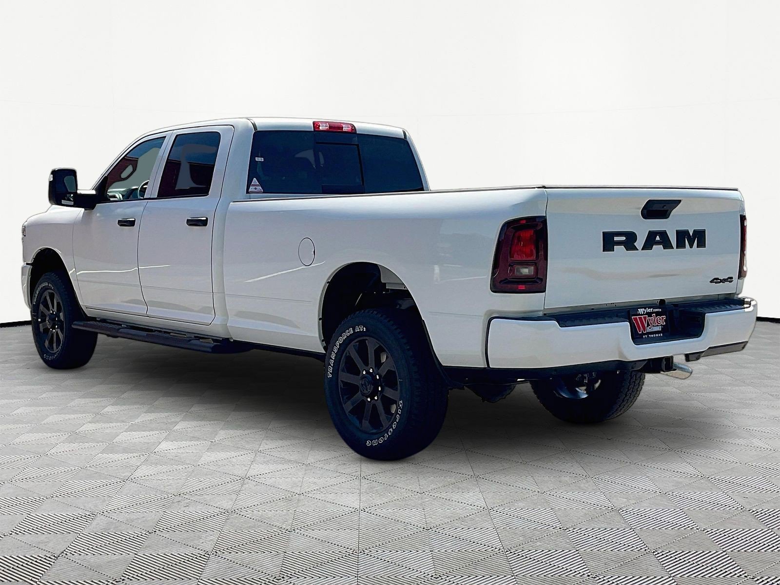 New 2026 RAM 2500 Tradesman AWD/4WD image 4