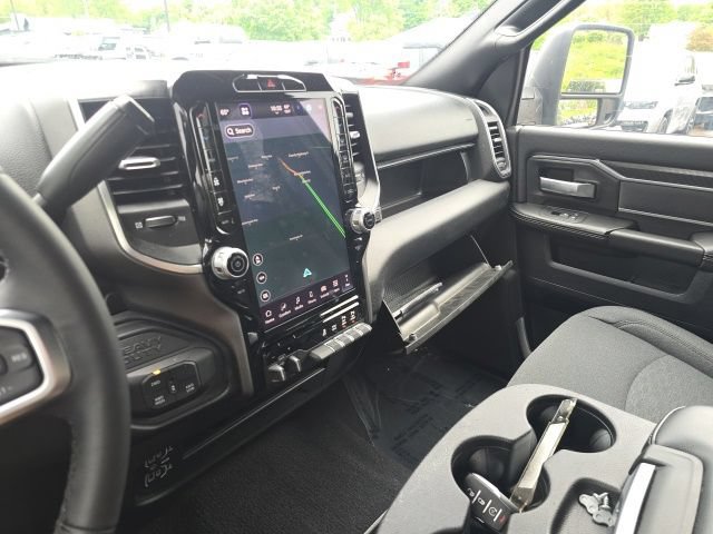 Certified 2025 RAM 2500 Big Horn AWD/4WD image 27