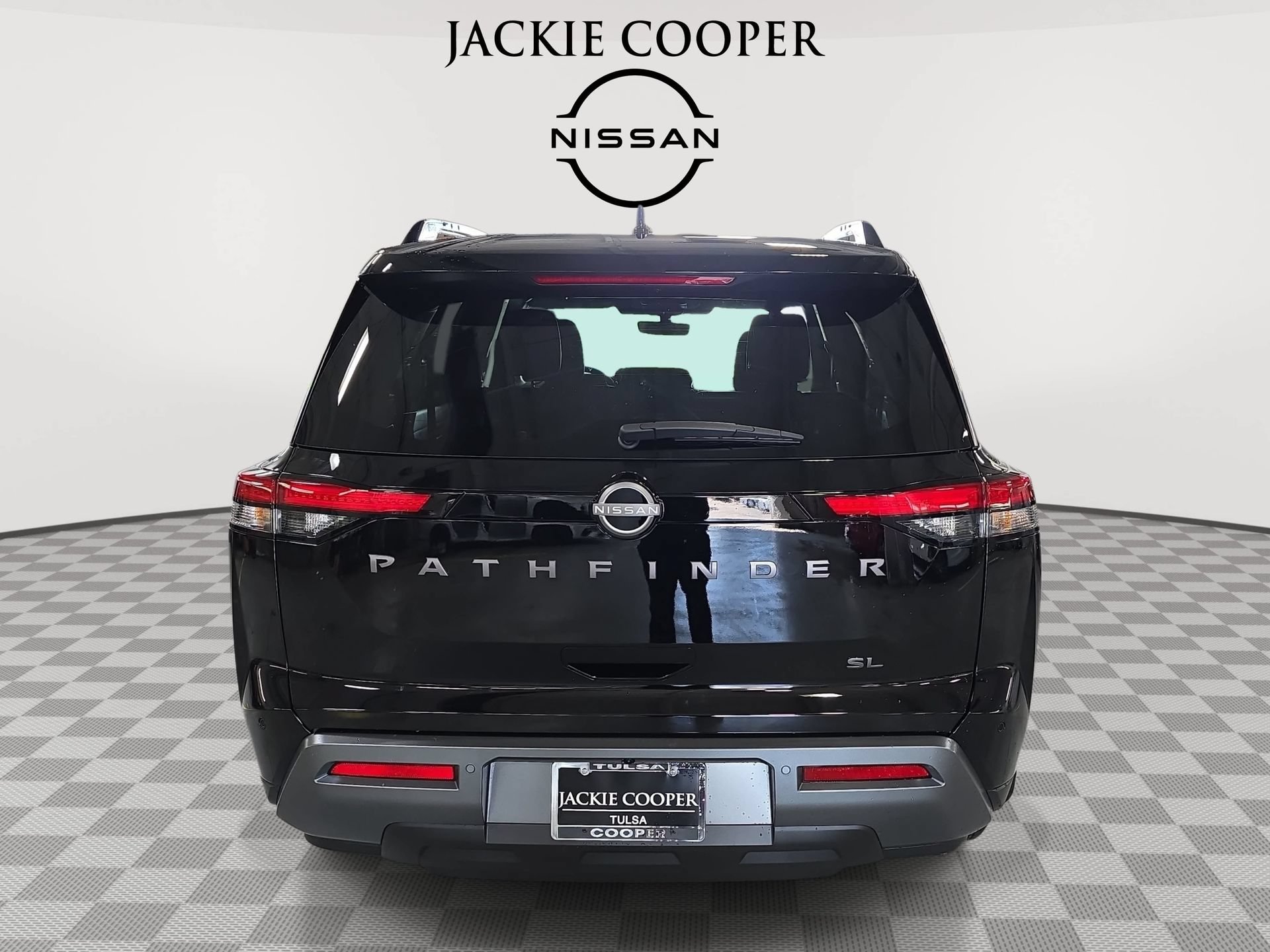 New 2026 Nissan Pathfinder SL FWD image 6