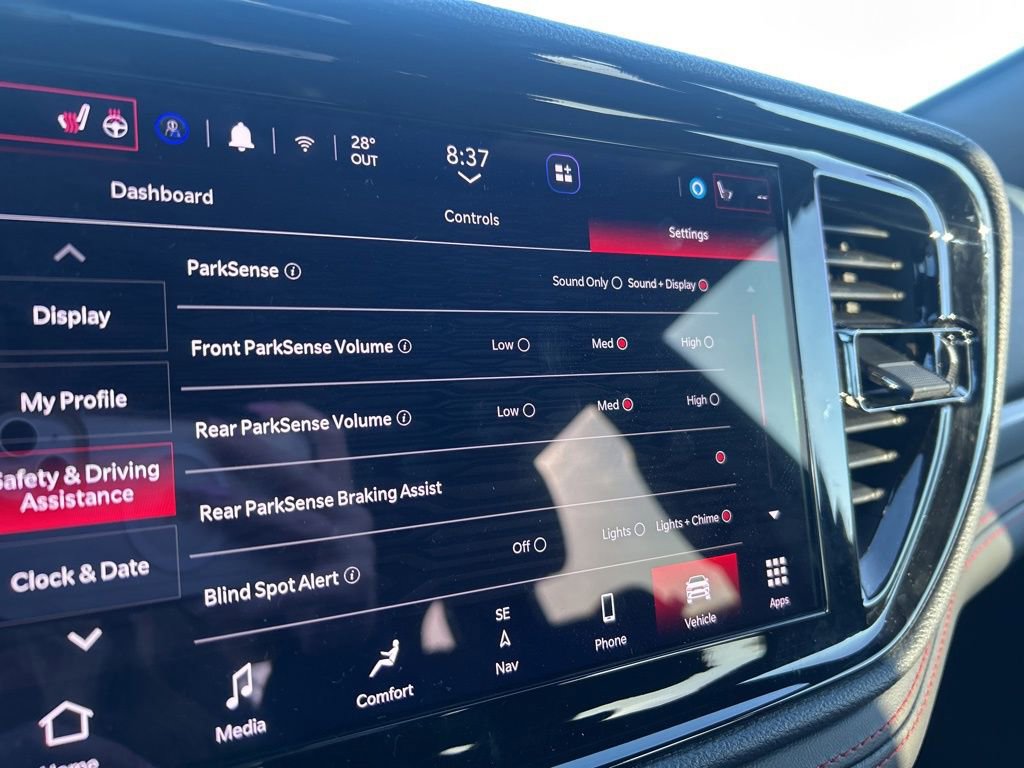 Used 2024 Dodge Durango R/T w/ Blacktop Package image 22