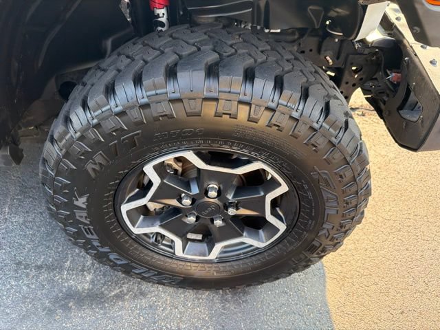 Used 2022 Jeep Gladiator Rubicon w/ LED Lighting Group AWD/4WD image 10