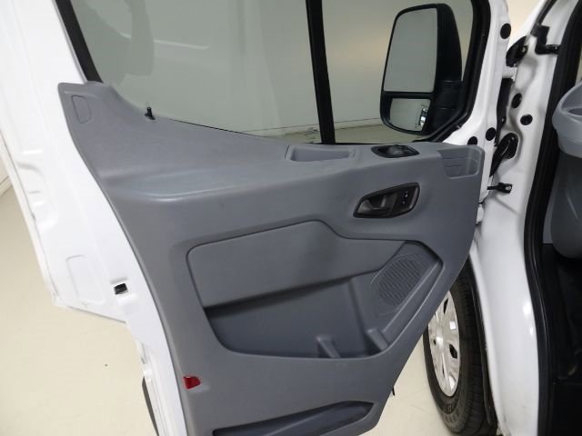 Used 2015 Ford Transit 250 T-250 130 Low Rf 9000 GVWR Sw w/ Exterior Upgrade Package image 21