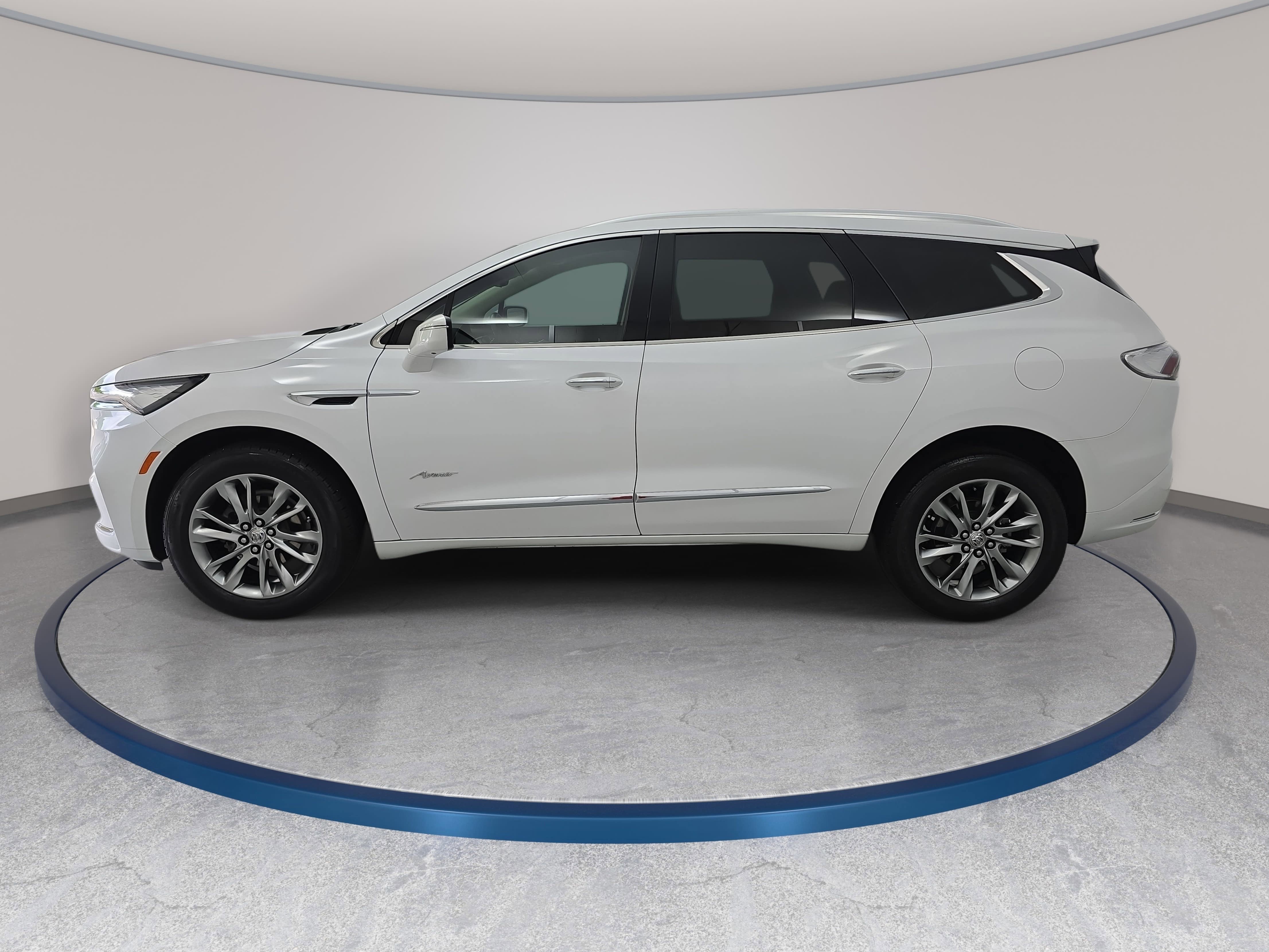 Used 2024 Buick Enclave Avenir w/ Avenir Technology Package FWD image 8