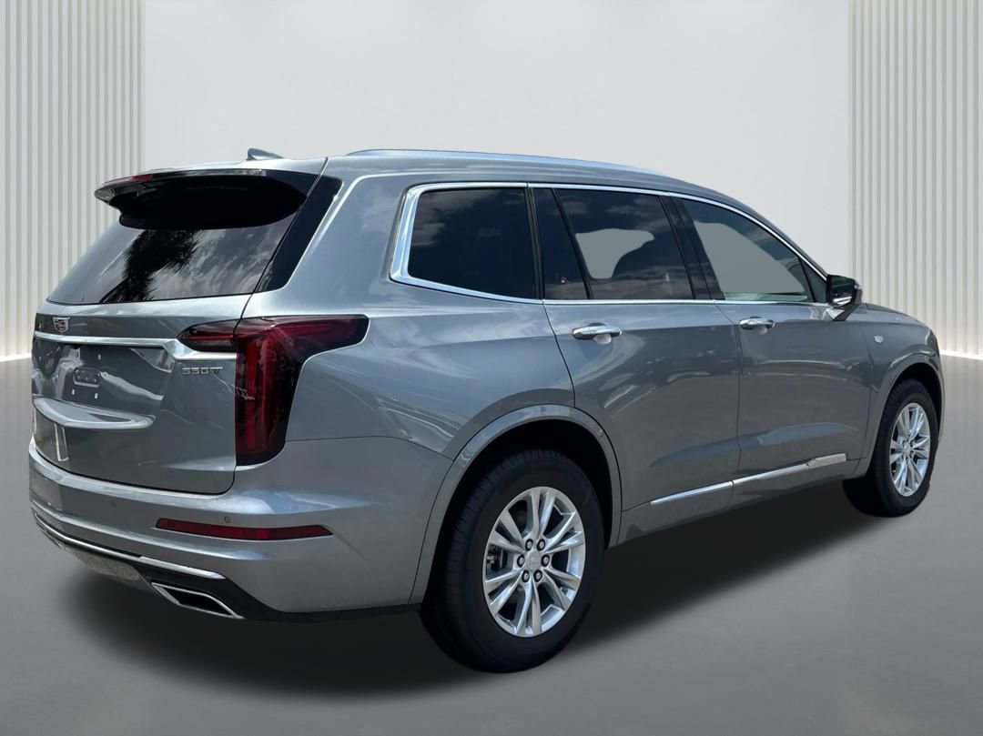 New 2025 Cadillac XT6 Luxury image 5