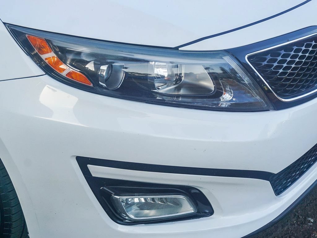 Used 2015 Kia Optima EX FWD image 11