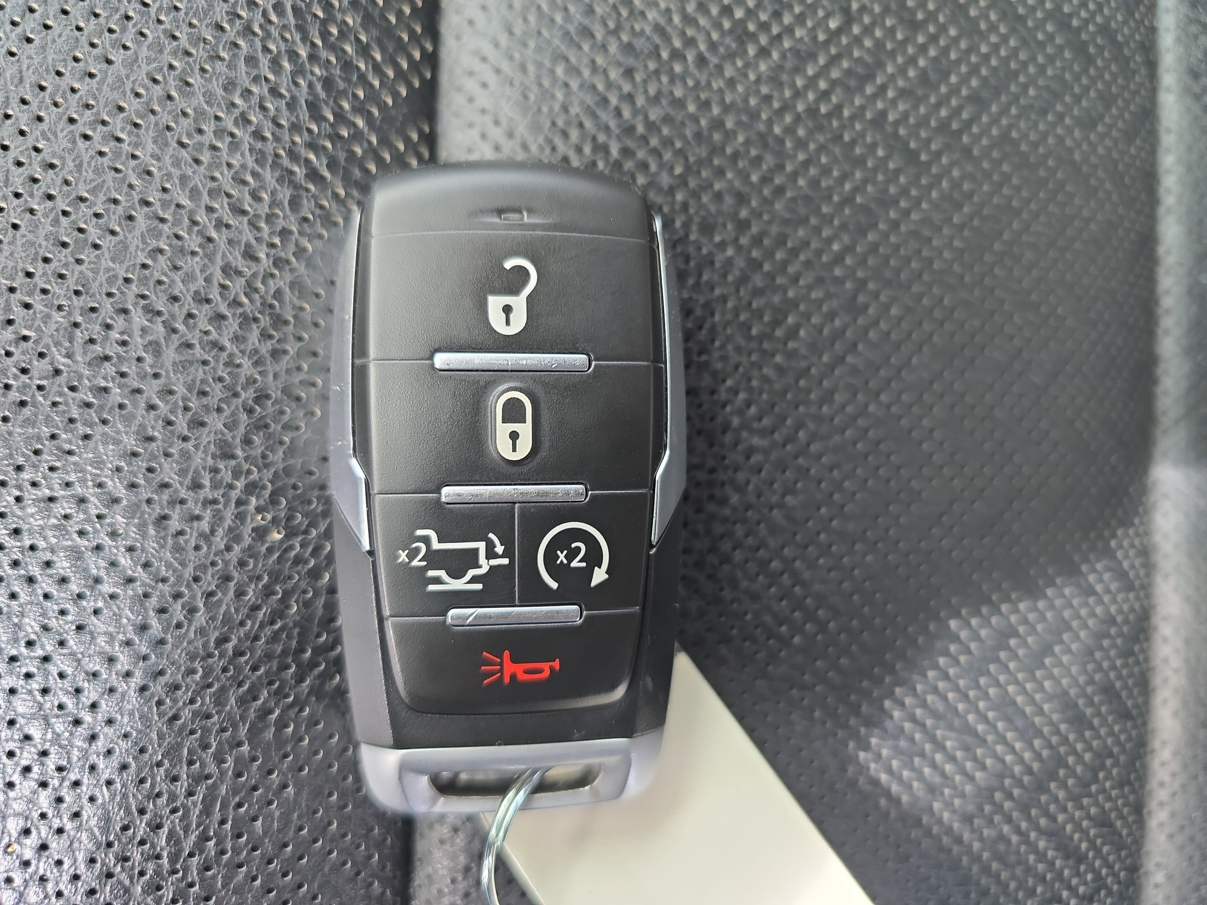 Used 2024 RAM 1500 Laramie image 35