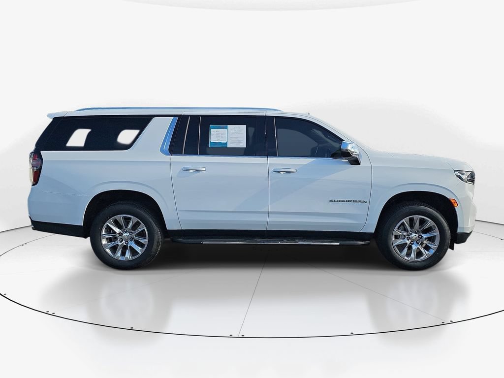 Used 2022 Chevrolet Suburban Premier RWD image 5