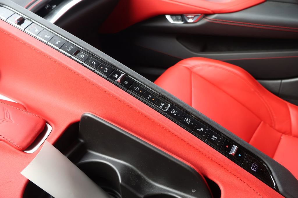 Used 2020 Chevrolet Corvette Stingray w/ 2LT Preferred Equipment Group image 27